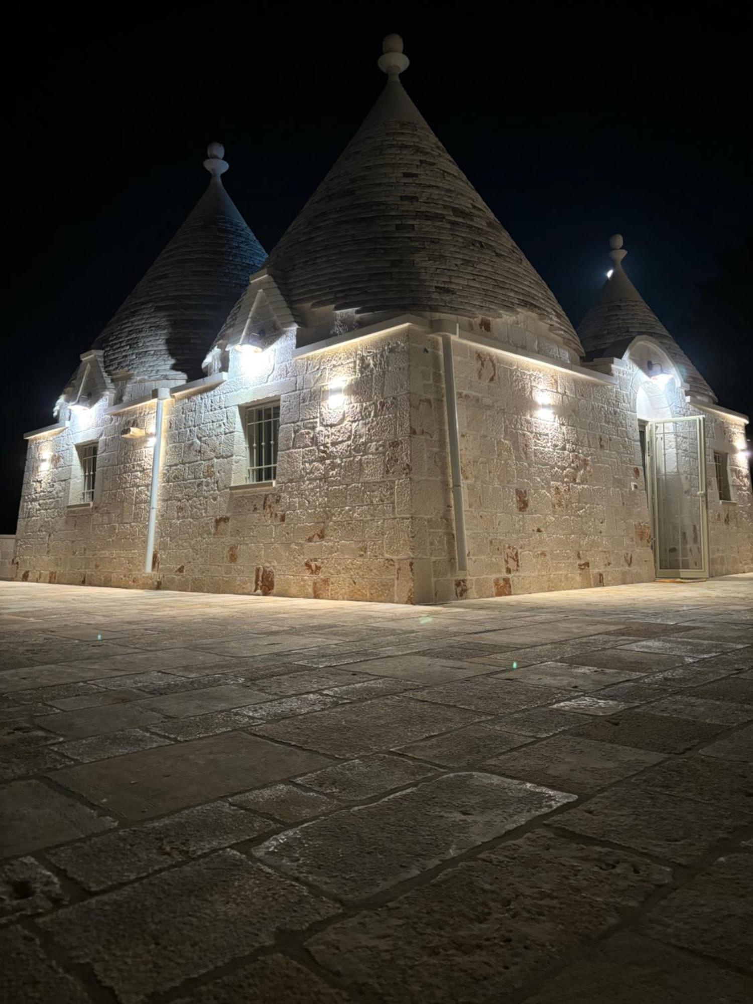 Trulli La Quercia Del Nonno Villa Locorotondo Luaran gambar